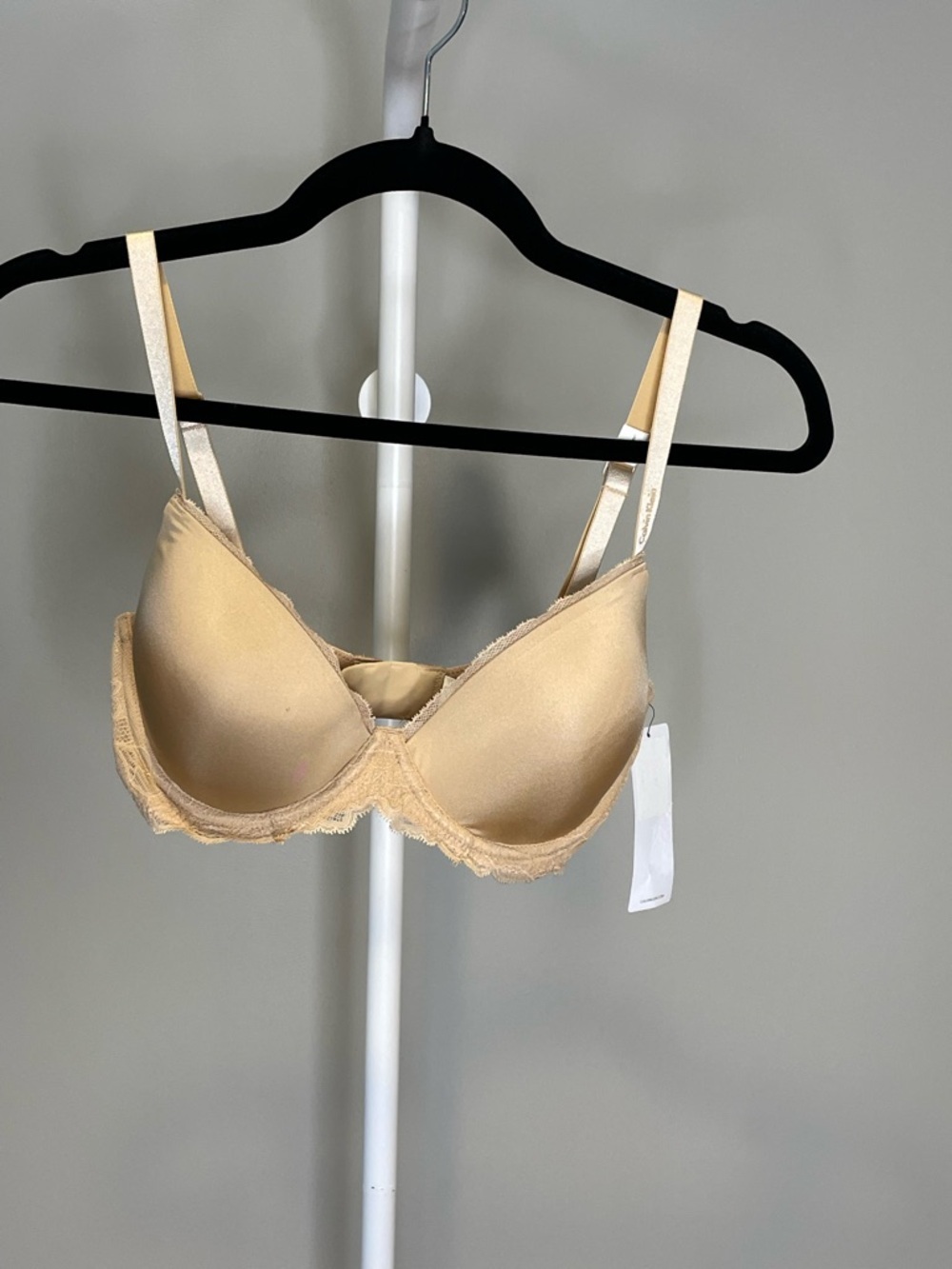Calvin Klein Nude Lace-Trim Demi Multiway Bra 34D NWT